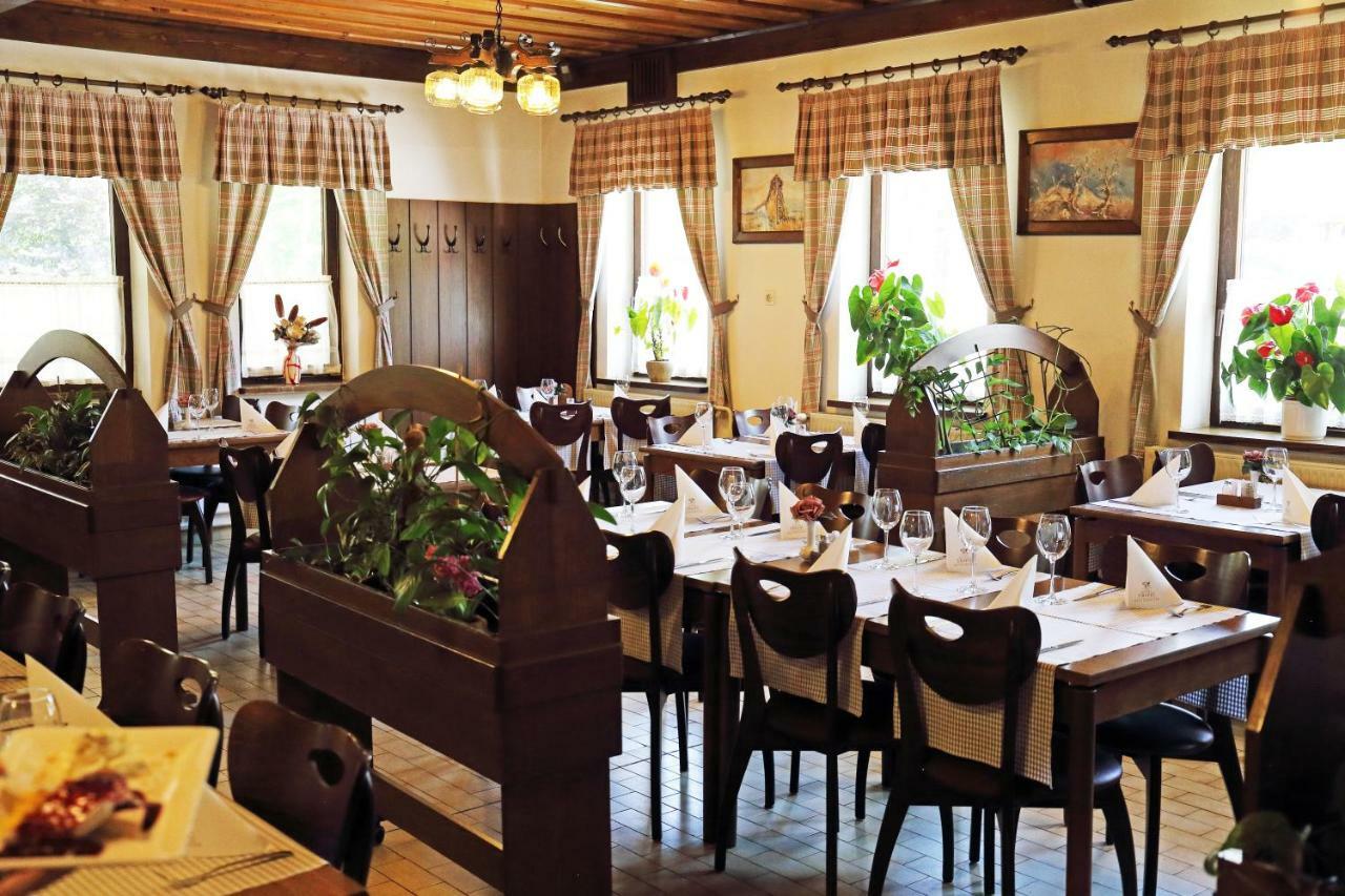 Hotel Tripic, Restaurant And Pizzeria Bohinj Exterior foto